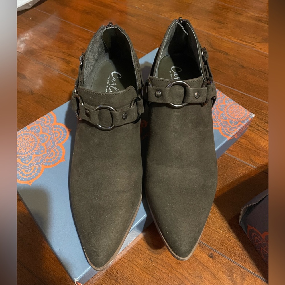 Carlos Santana  /Size 6/ Dark Brown Ankle Booties with Buckle Detail
